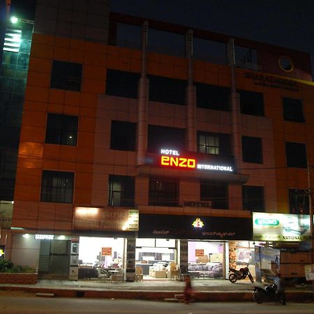 Hotel Enzo International Бангалор Экстерьер фото